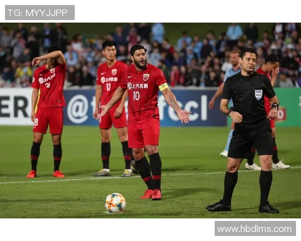 上海足球队的战术创新与运营体系探讨：提升竞争力的关键因素分析