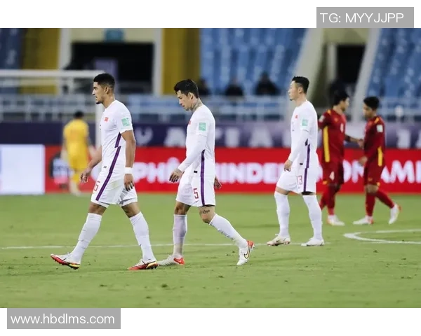 22岁踏入职业足球的明星之路与成长故事揭秘